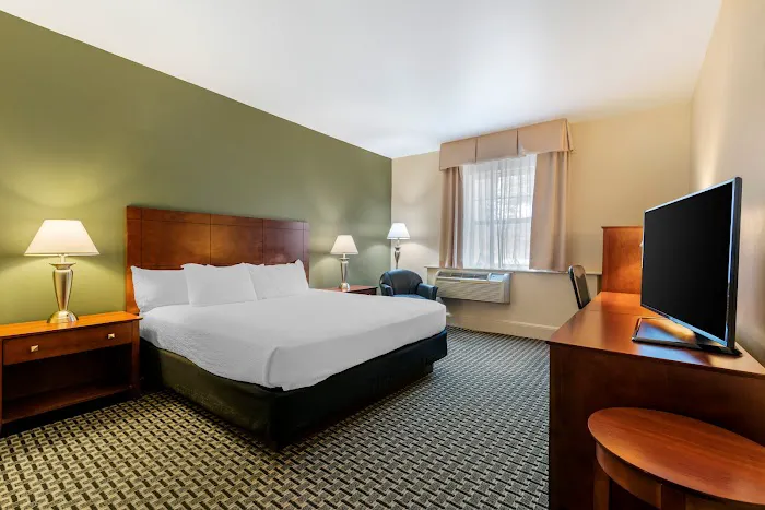 Best Western Plus Brunswick Bath 4