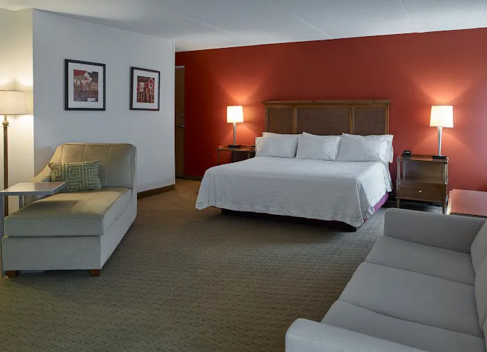 Hampton Inn Portland-Airport 4