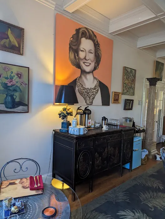 Pomegranate Inn 5