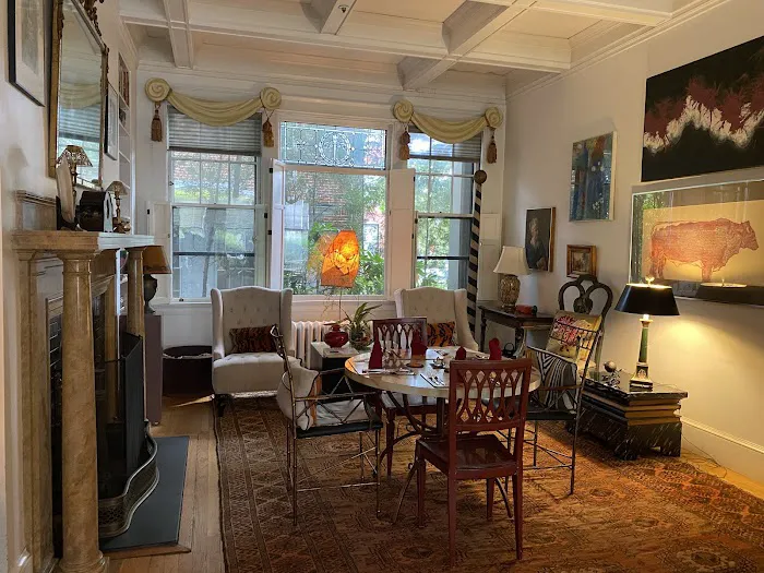 Pomegranate Inn 5