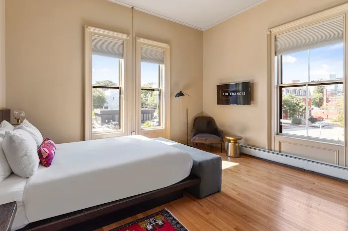 The Francis Hotel 5