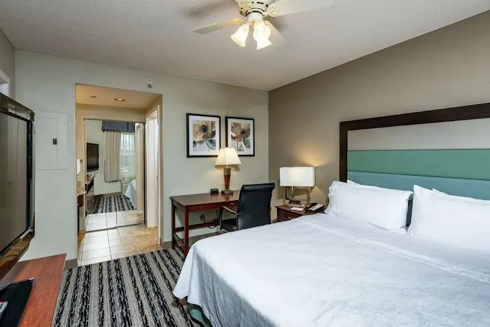 Homewood Suites by Hilton Portland 4