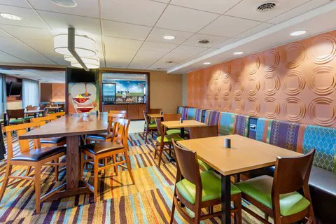 Fairfield Inn & Suites Portland Maine Airport 4