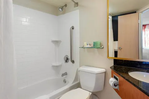 Fairfield Inn & Suites Portland Maine Airport 4