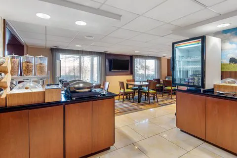 Fairfield Inn & Suites Portland Maine Airport 4