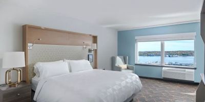 Holiday Inn Portland-By The Bay