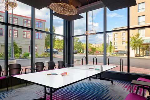 Aloft Portland Downtown Waterfront ME 4