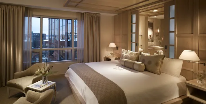 Portland Harbor Hotel 5