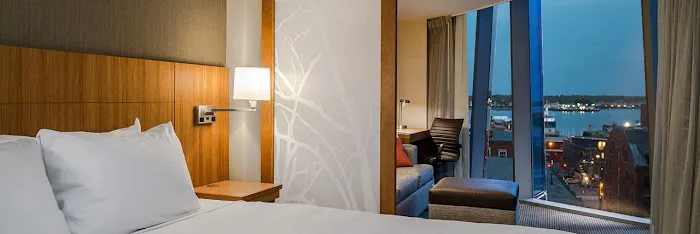 Hyatt Place Portland Downtown-Old Port Square 5