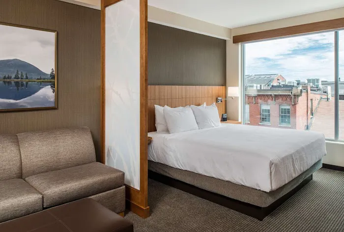 Hyatt Place Portland Downtown-Old Port Square 5