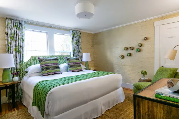 Whitehall Inn 5