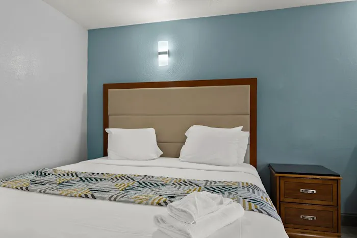 Americas Best Value Inn Bangor 4