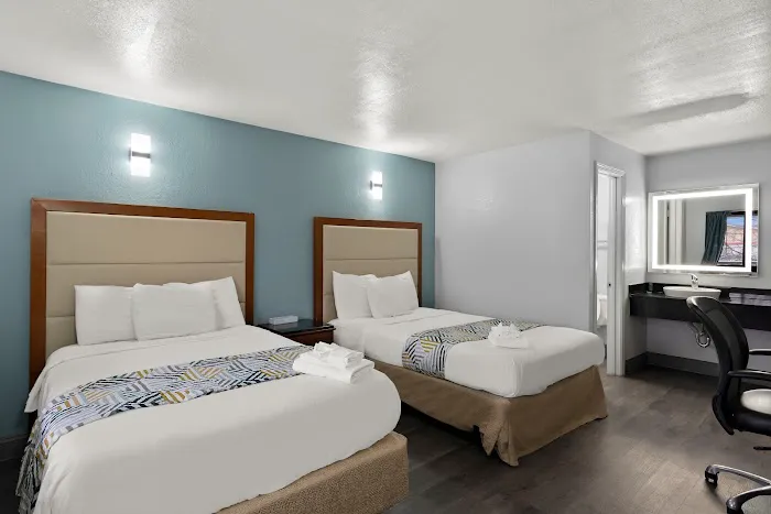 Americas Best Value Inn Bangor 4