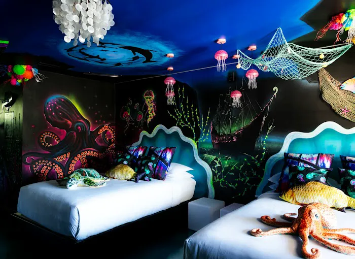 The Cove Hotel 4