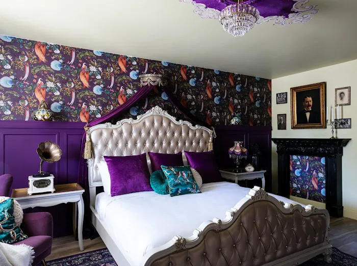 The Cove Hotel 4