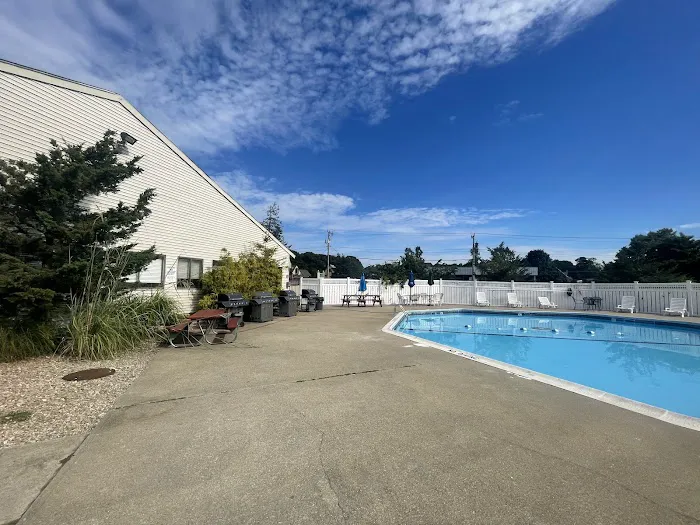 Yarmouth Resort 5