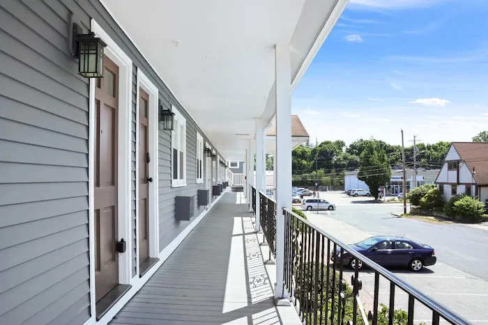 The Beverly Hotel 4