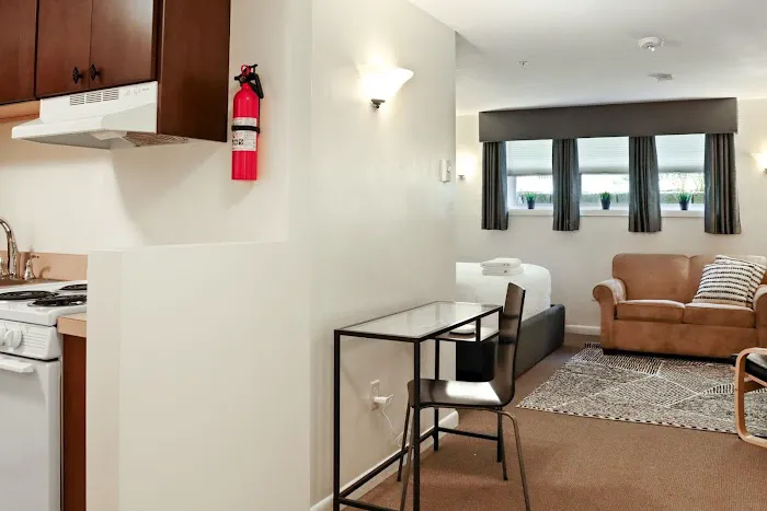 The Beverly Hotel 4