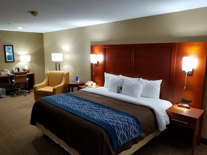 SureStay Plus Presque Isle Erie 4