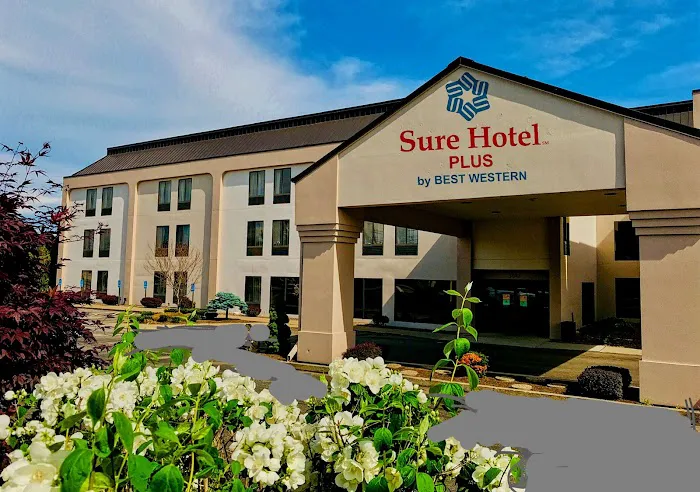 SureStay Plus Presque Isle Erie 4
