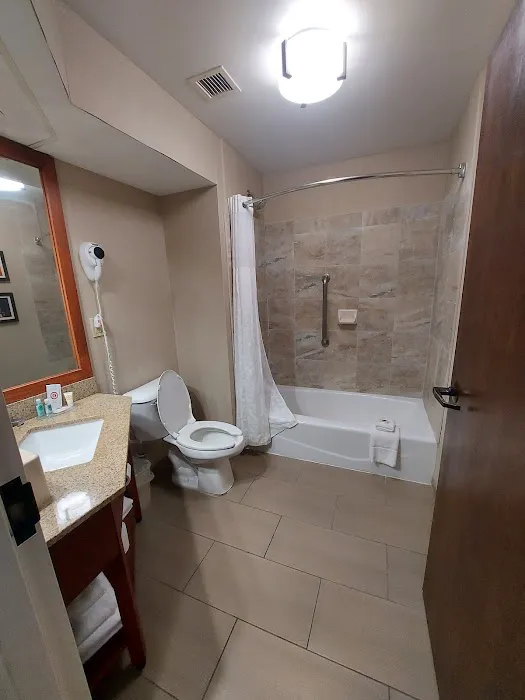 Comfort Inn, Erie - Near Presque Isle 4