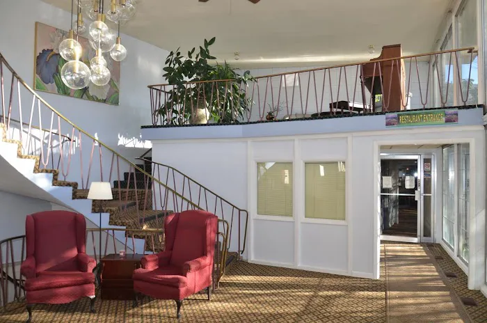 Red Carpet Inn & Suites Ebensburg, PA 4