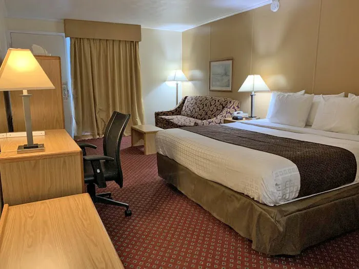 Red Carpet Inn & Suites Ebensburg, PA 4