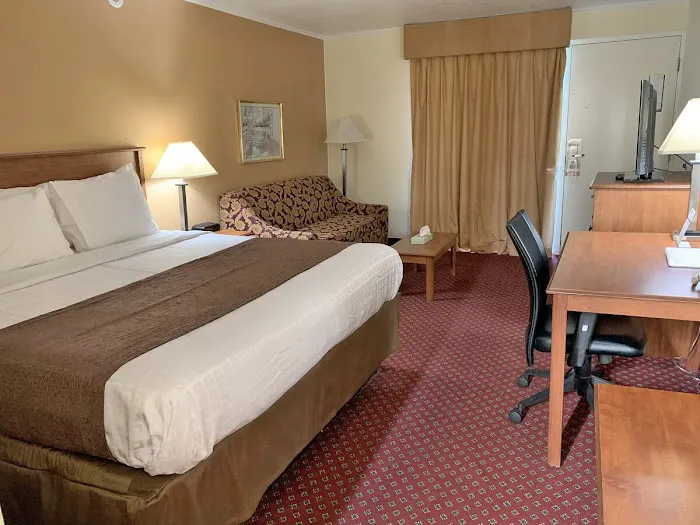 Red Carpet Inn & Suites Ebensburg, PA 4