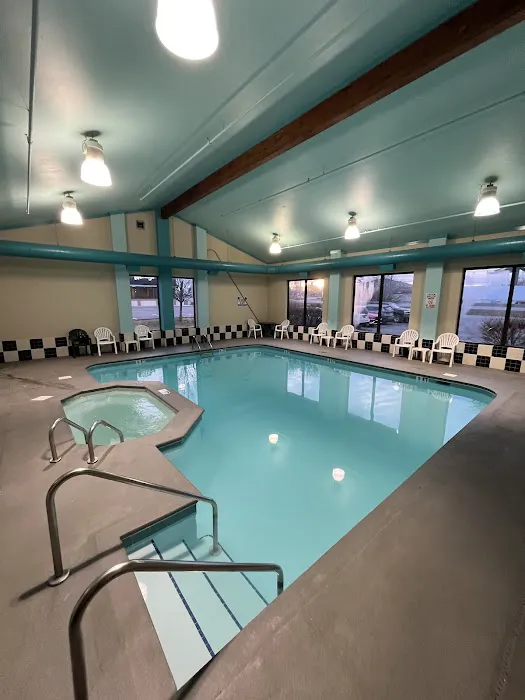 Comfort Inn 4