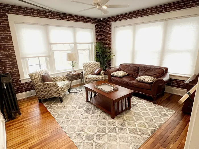 Downtown Altoona Luxury Furnished Apartments 4