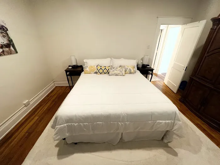 Downtown Altoona Luxury Furnished Apartments 4