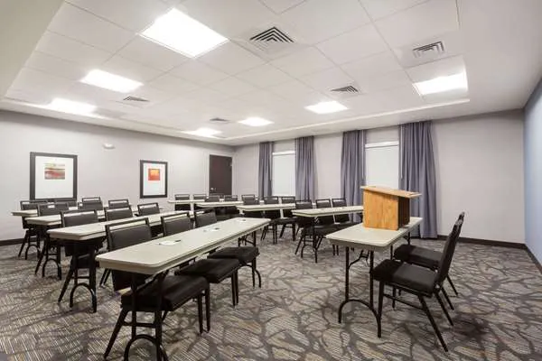 Wingate by Wyndham Altoona Downtown/Medical Center 4