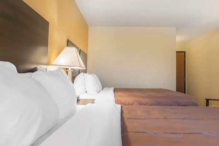 Quality Inn & Suites 4