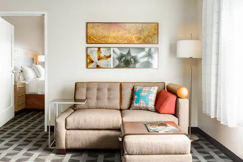 TownePlace Suites Pittsburgh Harmarville 4