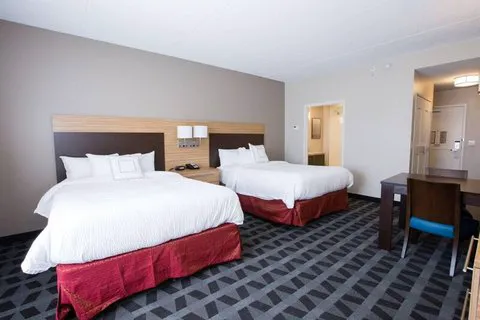 TownePlace Suites Pittsburgh Harmarville 4