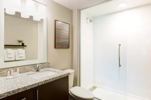 TownePlace Suites Pittsburgh Harmarville 4