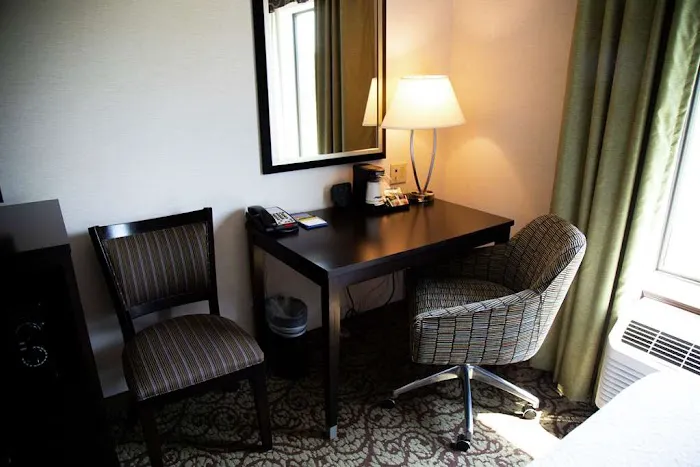 Hampton Inn & Suites Sharon 4