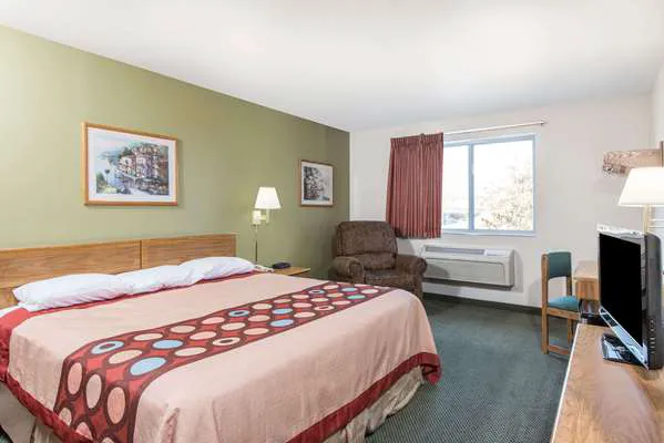 Super 8 by Wyndham West Middlesex/Sharon Area 4