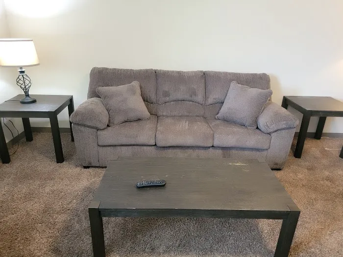 Bridges Inn & Extended Stay Suites 4