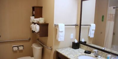 Hampton Inn & Suites New Castle