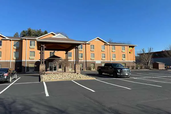 Super 8 by Wyndham Mars/Cranberry/Pittsburgh Area 4