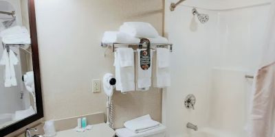 Clarion Inn