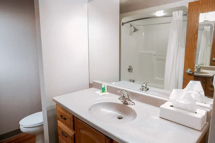 Clarion Inn 4
