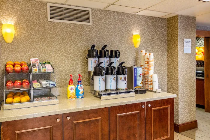 Clarion Inn 4