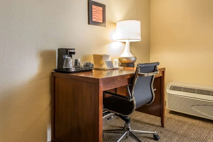 Comfort Inn Cranberry Twp. 4