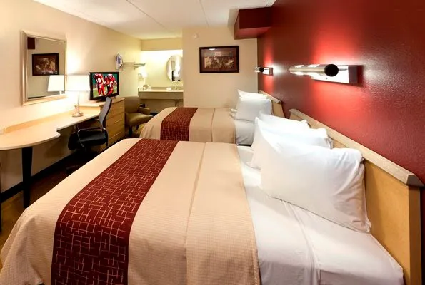 Red Roof Inn Pittsburgh North - Cranberry Township 4