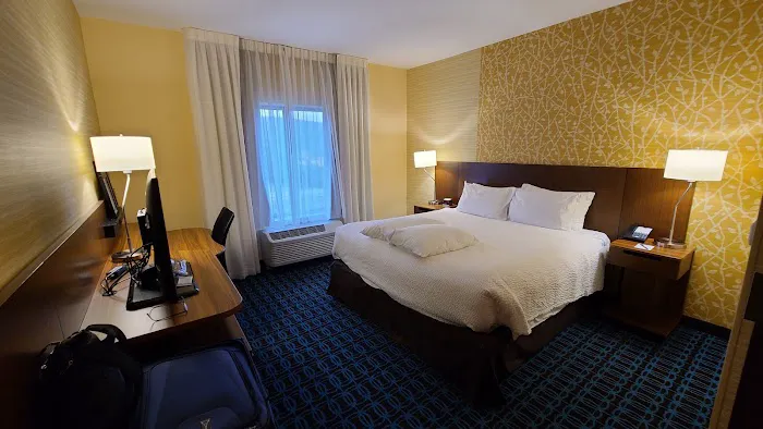 Fairfield Inn & Suites Altoona 4