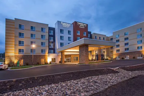 Fairfield Inn & Suites Altoona 4