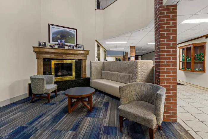 Suburban Studios Altoona 4