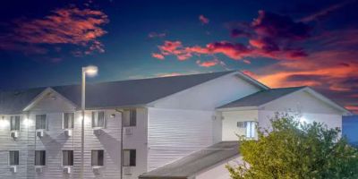 Super 8 by Wyndham Altoona